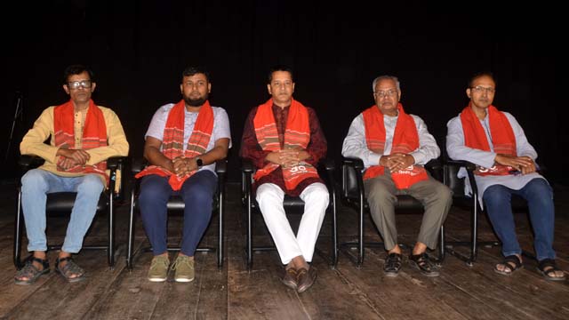 পর্দা নামলো বিবর্তনের নাট্যোৎসবের