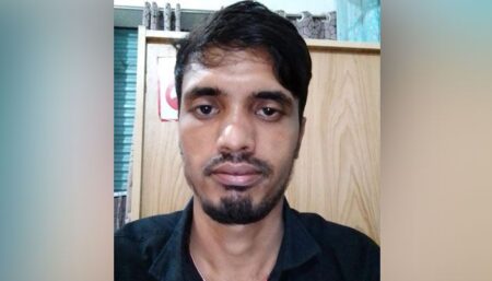সুন্দরবনে খুঁজতে গিয়ে দেখলেন ছেলের মাথা নিয়ে বসে আছে বাঘ