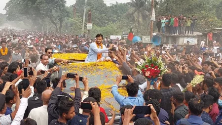আওয়ামী লীগের প্রার্থী হয়ে প্রথমবার মাগুরায় সাকিব