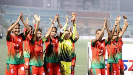 সিঙ্গাপুরকে ৮ গোলে বিধ্বস্ত করেছে বাংলাদেশ