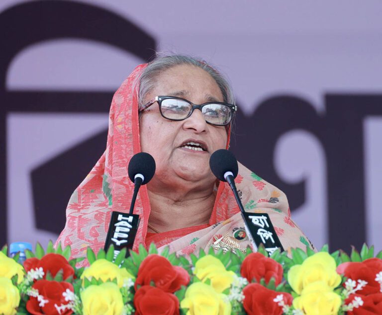 তারেককে লন্ডন থেকে ধরে এনে বিচার করা হবে : শেখ হাসিনা