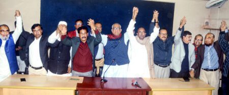 নৌকাকে সমর্থন জানিয়ে সরে দাঁড়ালেন এসএম হাবিব