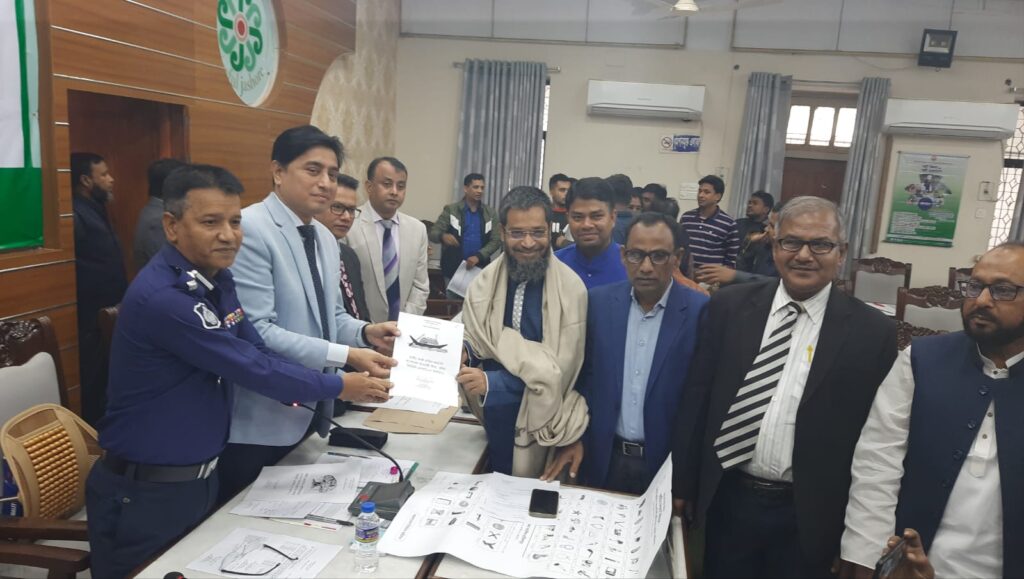 যশোরের ৬টি আসনে প্রতীক বরাদ্দ চলছে, প্রচার-প্রচারণায় মাঠে নামছেন প্রার্থীরা