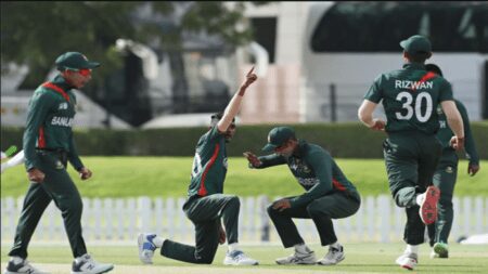 বড়রা ব্যর্থ হলেও পথ দেখালো ছোটরা