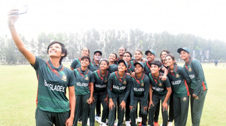 পাকিস্তানকে হারিয়ে বাংলাদেশের দ্বিতীয় জয় পাকিস্তানকে হারিয়ে বাংলাদেশের দ্বিতীয় জয়