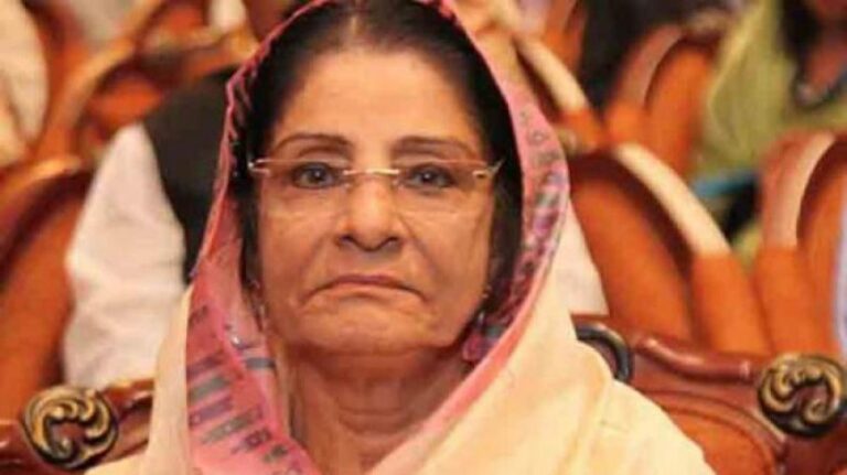 নিজেকে জাপার চেয়ারম্যান ঘোষণা করলেন রওশন এরশাদ