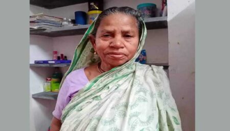 পাইকগাছার রাশমনি ভারতে বসবাস  করলেও তোলা হচ্ছে প্রতিবন্ধী ভাতা