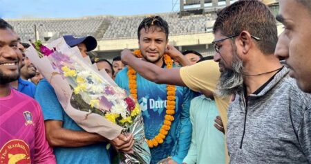 নির্বাচনের পর অনুশীলনে গিয়ে চমক দেখালেন সাকিব