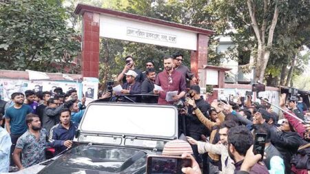 সাকিবের প্রচারণায় মাশরাফি-সৌম্যরা