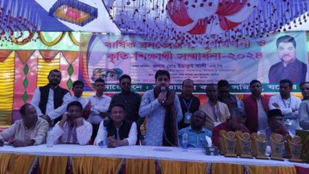 অন্যরকম দিন কাটালেন মণিরামপুর কল্যাণ সমিতির সদস্যরা