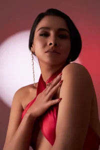 চোখ ধাঁধানো রুনা খান