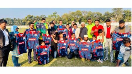 এসএসসি ২০০৭ ও এইচএসসি ২০০৯ ব্যাচের বিভাগীয় ক্রিকেটের জার্সি উন্মোচন করা হয়