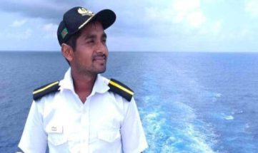 একমাত্র ছেলের জন্য কেঁদেই চলেছেন বাবা-মা, বন্ধ খাওয়া-দাওয়া