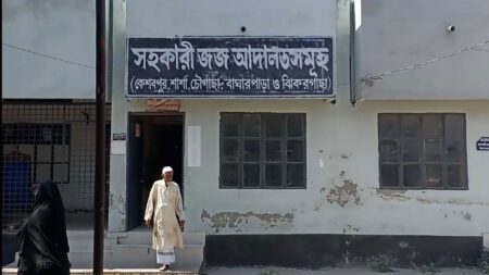 কেশবপুরে আদালতে বিচারকের কক্ষ থেকে কম্পিউটার চুরি