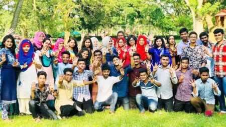 যমেক’র ইন্টার্ন চিকিৎসক পরিষদের নেতৃত্বে ডা. হাসান ও ডা. সুজন ঘোষ