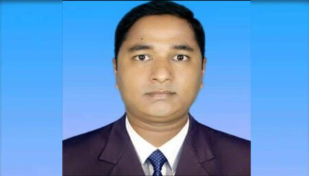 শার্শার বাগআঁচড়ায় চাঁদাবাজির সময় গণধোলাইয়ের শিকার যুবক