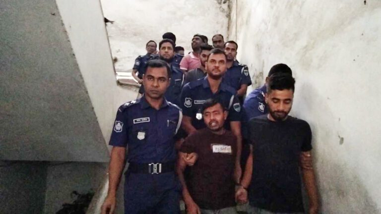 চুয়াডাঙ্গায় স্বামী-স্ত্রীকে কুপিয়ে হত্যায় ৩ জনের মৃত্যুদণ্ড
