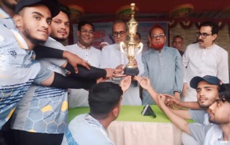 অভয়নগরে ঈদ প্রীতি ক্রিকেট ম্যাচ অনুষ্ঠিত