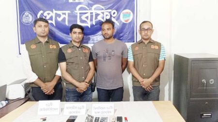 বুকভরা বাঁওড়ের পাড়ে সাবেক স্ত্রীকে শ্বাসরোধে হত্যা