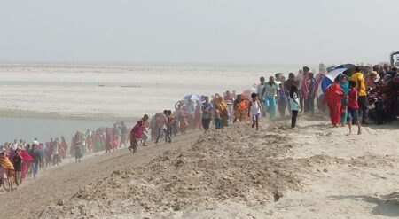 পদ্মায় গোসলে নেমে তিন জনের মৃত্যু