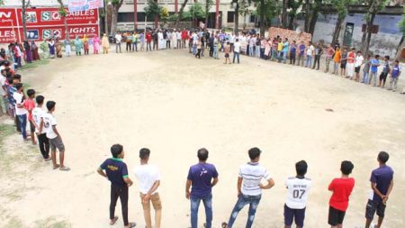 বকচর স্কুল ও ঈদগাহ মাঠ একীভূত করে প্রাচীর নির্মাণ দাবিতে মানববন্ধন বকচর স্কুল ও ঈদগাহ মাঠ একীভূত করে প্রাচীর নির্মাণ দাবিতে মানববন্ধন