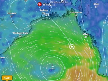 উত্তরপূর্বে এগোচ্ছে নিম্নচাপ, ঘূর্ণিঝড়ে রূপ নিতে পারে শনিবার