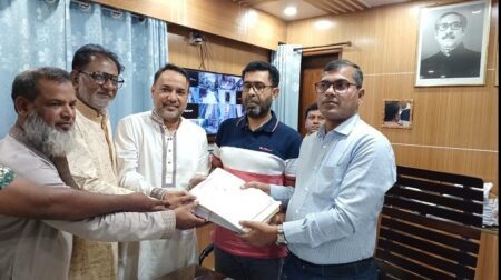 ঝিনাইদহ-১ আসনের উপ-নির্বাচনে তিন প্রার্থীর মনোনয়ন জমা