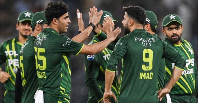 শেষ মুহূর্তে বিশ্বকাপের স্কোয়াড ঘোষণা করলো পাকিস্তান শেষ মুহূর্তে বিশ্বকাপের স্কোয়াড ঘোষণা করলো পাকিস্তান