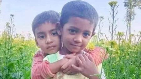 গর্তে মিলল দুই খালাতো ভাইয়ের মরদেহ