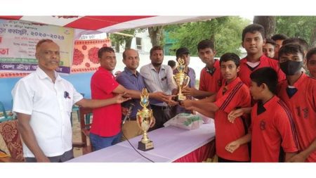 যশোরে স্কুল ভলিবল প্রতিযোগিতা অনুষ্ঠিত