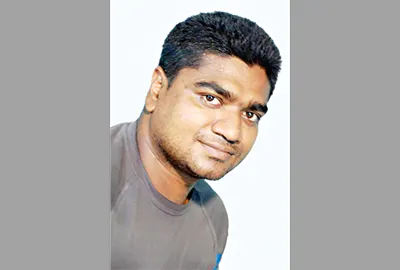 খুলনায় যুবলীগ নেতা খুন: আগ্নেয়াস্ত্রসহ যুবক আটক