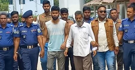 মেয়েকে বিয়ে করায় ভাতিজাকে টুকরা টুকরা করেন চাচা