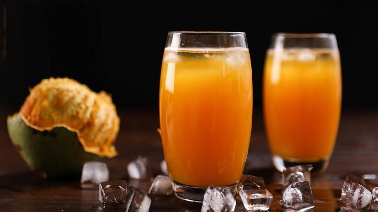 গরমে বেলের শরবত খাওয়ার উপকারিতা