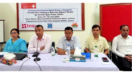 কল্যাণ : শনিবার যশোরে বিদেশ ফেরত নারী শ্রমিকদের ক্ষুদ্র উদ্যোক্তা তৈরি এবং আয়বৃদ্ধিমূলক দক্ষতা বিষয়ক দুই দিনের প্রশিক্ষণ আয়োজন করে খুলনার মুক্তি সেবা সংস্থা