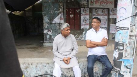 লালদীঘির চারপাশে পুলিশের ব্যারিকেড, সমাবেশ করতে পারেনি বিএনপি