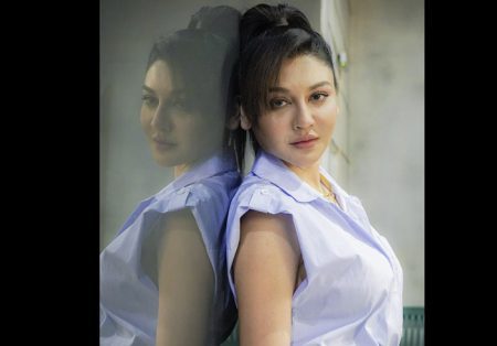 জন্মদিনে জয়ার চমক