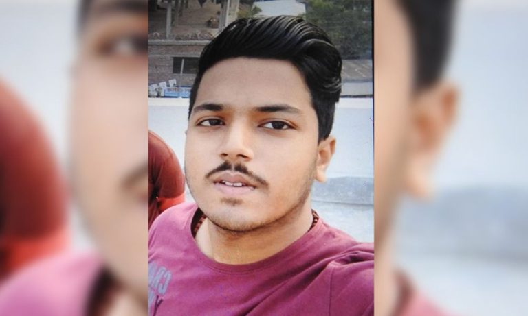 পুকুরপাড়ে মিললো এইচএসসি পরীক্ষার্থীর লাশ তীর্থ রুদ্র। ফাইল ছবি