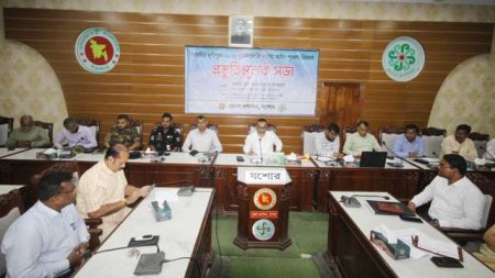 ৬৫৬ পূজা মন্ডপে বসানো হবে সিসি ক্যামেরা, প্রশাসনের কড়া নজরদারি