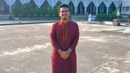 ঢাকা বিশ্ববিদ্যালয়ে হঠাৎ প্রকাশ্যে ছাত্রশিবির, 'অস্বস্তিতে' বৈষম্যবিরোধী ছাত্র আন্দোলন
