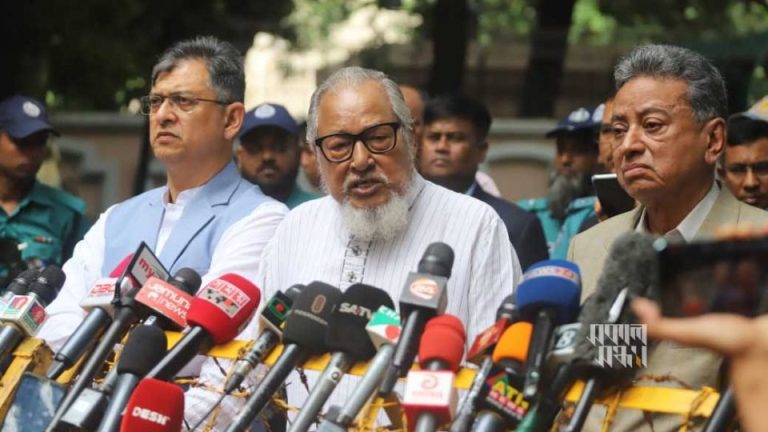 নতুন করে সাংবিধানিক সংকট যেন সৃষ্টি না হয় : বিএনপি