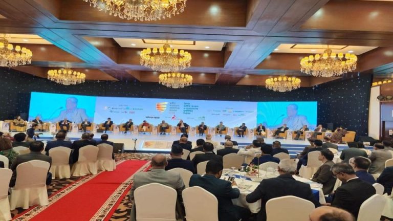 দুর্দশাগ্রস্ত আর্থিক খাত উদ্ধারে কী করছে বাংলাদেশ ব্যাংক