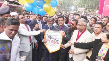 কেশবপুরের সাগরদাঁড়ীতে সপ্তাহব্যাপী মধুমেলার উদ্বোধন