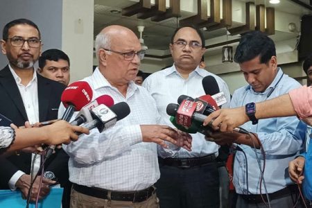 ভুয়া মুক্তিযোদ্ধাদের শনাক্ত করে আইনের আওতায় আনা হবে