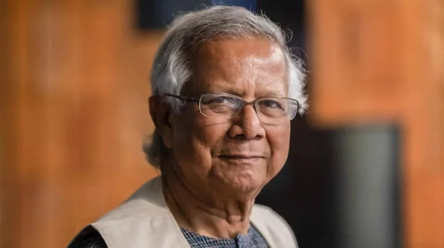 আ.লীগ নিষিদ্ধের দাবিতে প্রধান উপদেষ্টাকে ৩০০ প্রবাসীর চিঠি