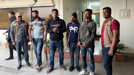 শীর্ষ সন্ত্রাসী জিতুসহ গ্রেফতার ৪