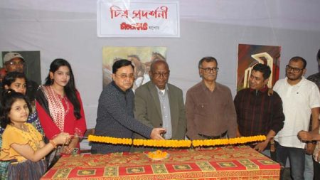 যশোরে চাঁদের হাটের চিত্র প্রদর্শনী’র উদ্বোধন