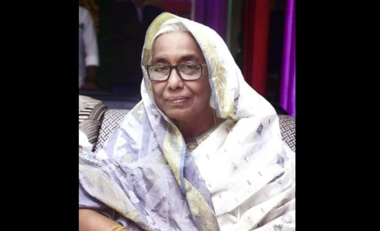 যোগ্য সম্মান পেলেন নার্গিস বেগম
