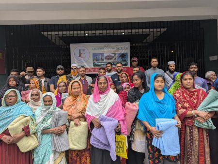 যশোর কমিউনিটি যুক্তরাজ্যের উদ্যোগে শীতবস্ত্র বিতরণ 