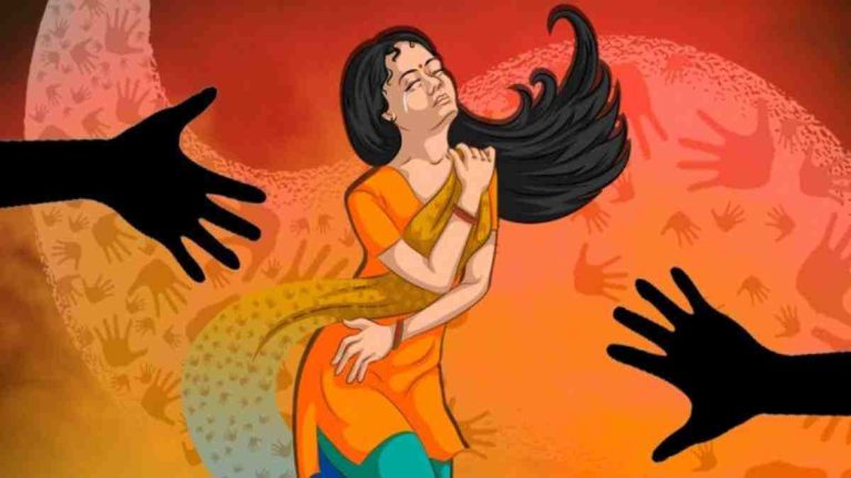 গলায় ছুরি ধরে স্কুলছাত্রীকে ধর্ষণের অভিযোগ