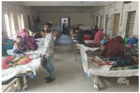 যশোরে ঈদমেলায় ফুচকা খেয়ে ১০০ নারী-পুরুষ ও শিশু হাসপাতালে